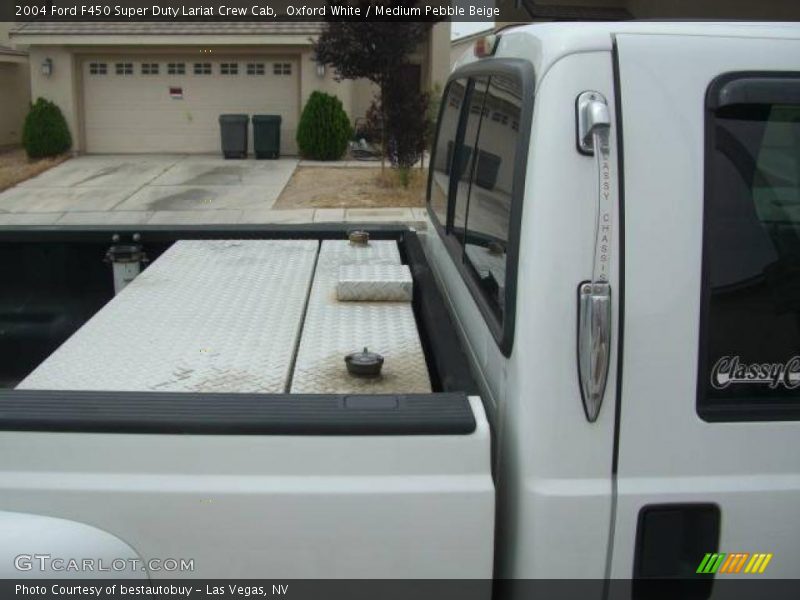 Oxford White / Medium Pebble Beige 2004 Ford F450 Super Duty Lariat Crew Cab