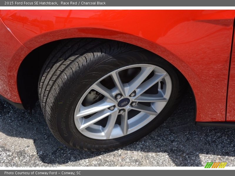 Race Red / Charcoal Black 2015 Ford Focus SE Hatchback