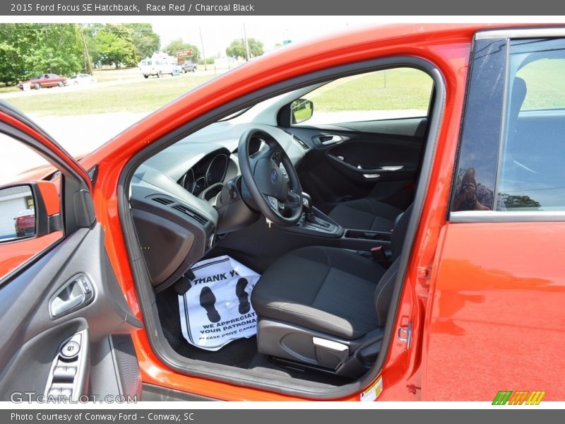 Race Red / Charcoal Black 2015 Ford Focus SE Hatchback