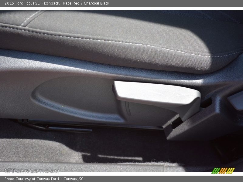 Race Red / Charcoal Black 2015 Ford Focus SE Hatchback