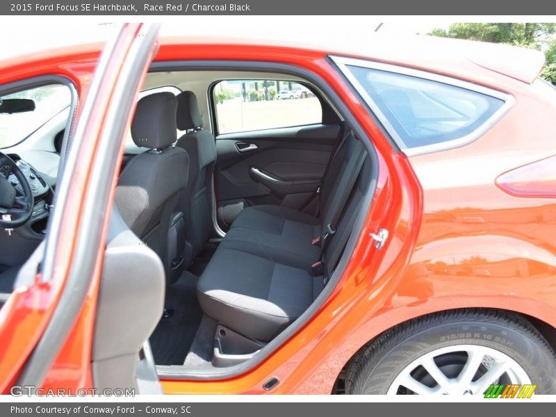 Race Red / Charcoal Black 2015 Ford Focus SE Hatchback