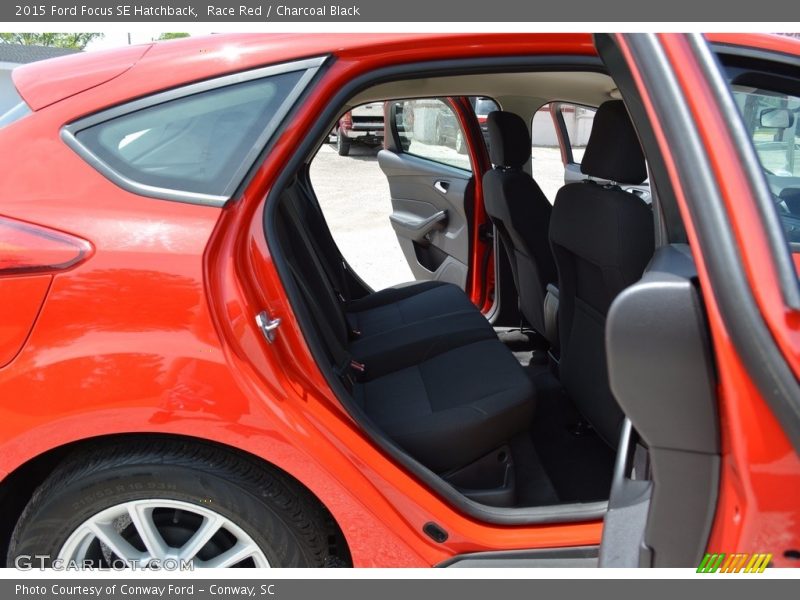 Race Red / Charcoal Black 2015 Ford Focus SE Hatchback