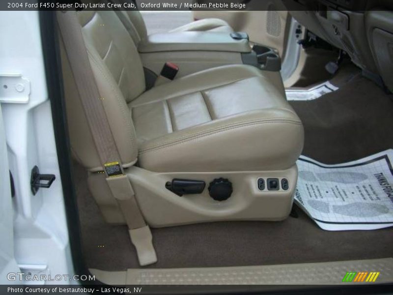 Oxford White / Medium Pebble Beige 2004 Ford F450 Super Duty Lariat Crew Cab