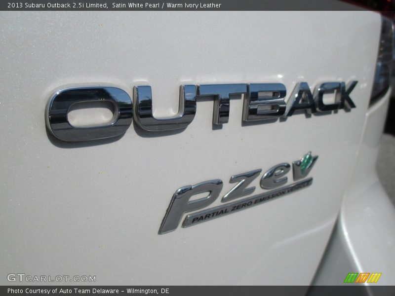 Satin White Pearl / Warm Ivory Leather 2013 Subaru Outback 2.5i Limited