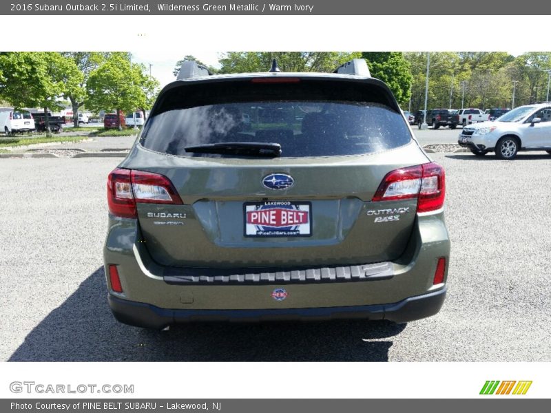Wilderness Green Metallic / Warm Ivory 2016 Subaru Outback 2.5i Limited