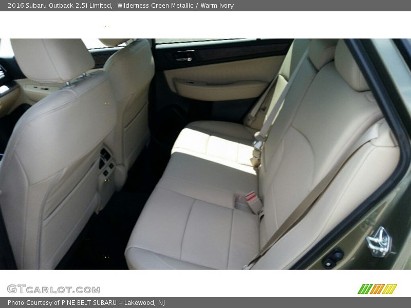 Wilderness Green Metallic / Warm Ivory 2016 Subaru Outback 2.5i Limited