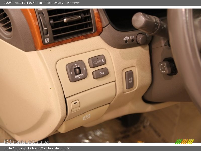 Black Onyx / Cashmere 2005 Lexus LS 430 Sedan
