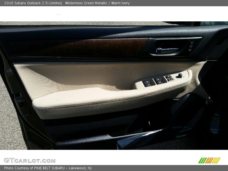 Wilderness Green Metallic / Warm Ivory 2016 Subaru Outback 2.5i Limited