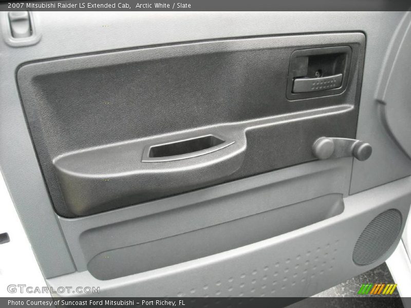 Arctic White / Slate 2007 Mitsubishi Raider LS Extended Cab