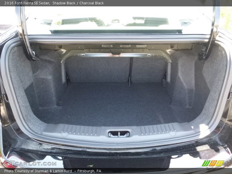 Shadow Black / Charcoal Black 2016 Ford Fiesta SE Sedan