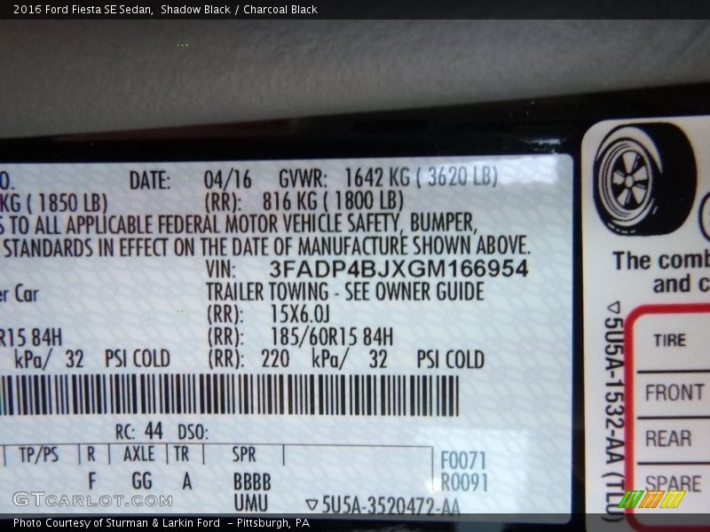 Shadow Black / Charcoal Black 2016 Ford Fiesta SE Sedan