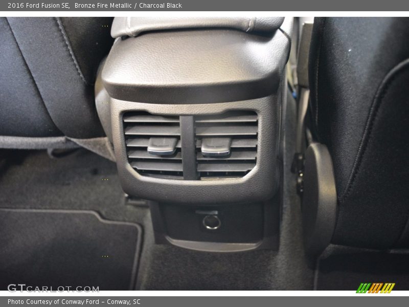 Bronze Fire Metallic / Charcoal Black 2016 Ford Fusion SE