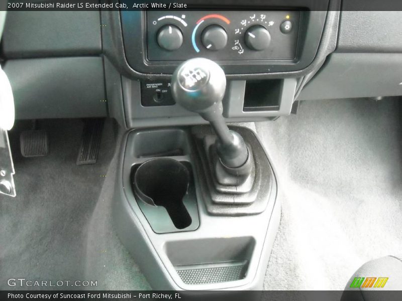 Arctic White / Slate 2007 Mitsubishi Raider LS Extended Cab