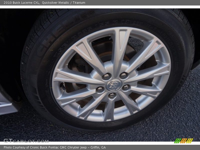 Quicksilver Metallic / Titanium 2010 Buick Lucerne CXL
