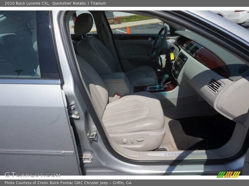 Quicksilver Metallic / Titanium 2010 Buick Lucerne CXL