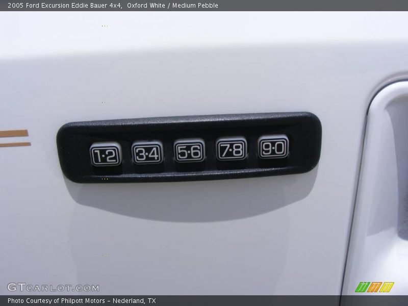 Oxford White / Medium Pebble 2005 Ford Excursion Eddie Bauer 4x4