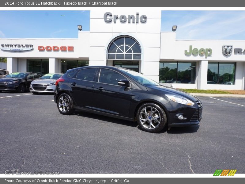 Tuxedo Black / Charcoal Black 2014 Ford Focus SE Hatchback