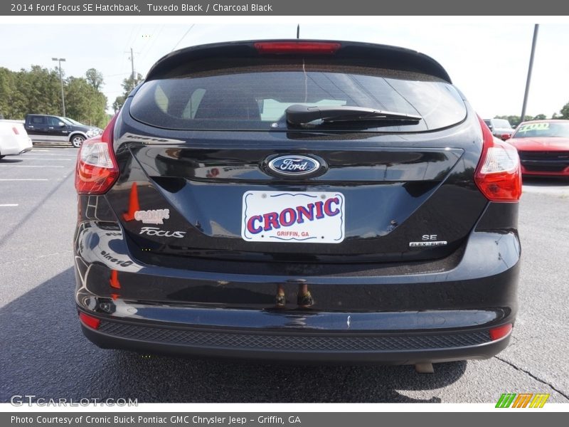 Tuxedo Black / Charcoal Black 2014 Ford Focus SE Hatchback