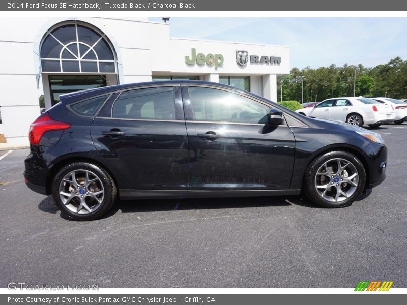 Tuxedo Black / Charcoal Black 2014 Ford Focus SE Hatchback