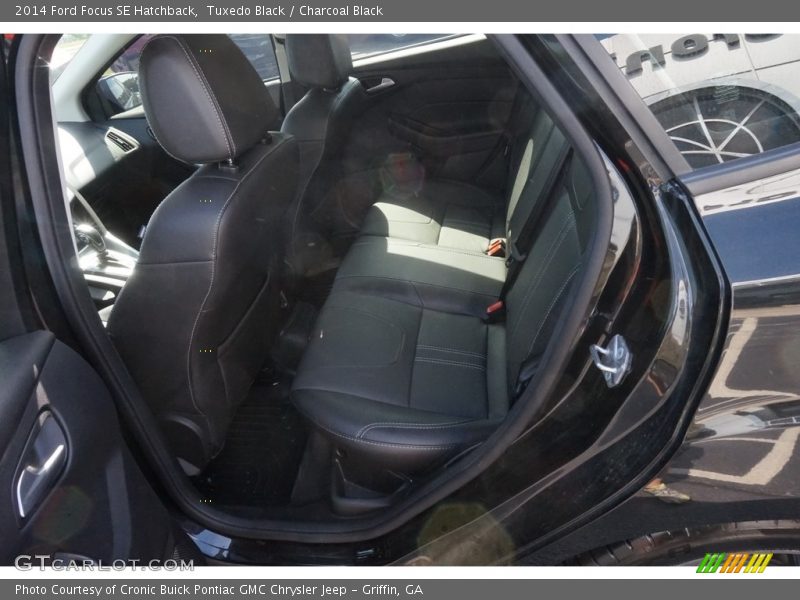 Tuxedo Black / Charcoal Black 2014 Ford Focus SE Hatchback