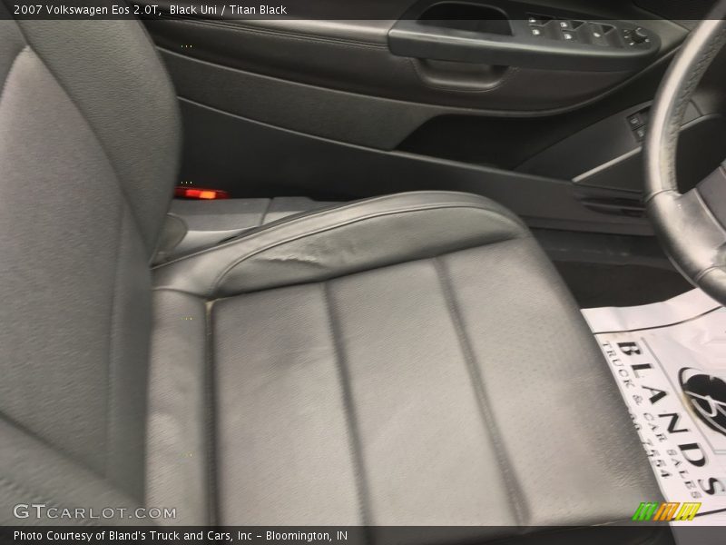 Black Uni / Titan Black 2007 Volkswagen Eos 2.0T