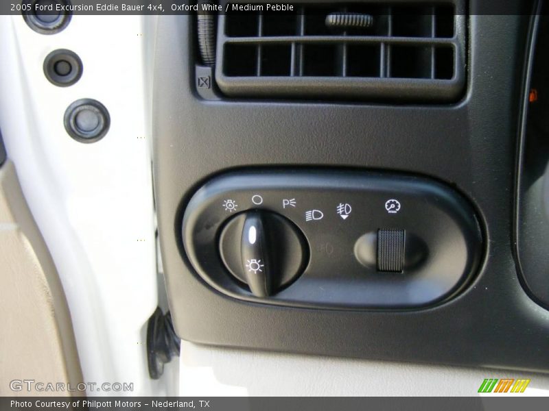 Oxford White / Medium Pebble 2005 Ford Excursion Eddie Bauer 4x4