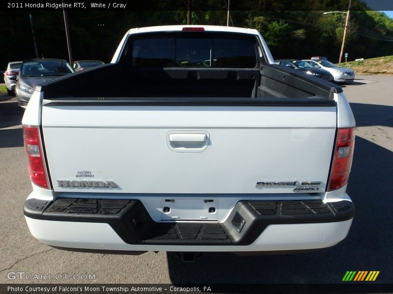 White / Gray 2011 Honda Ridgeline RTS