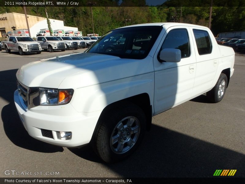 White / Gray 2011 Honda Ridgeline RTS