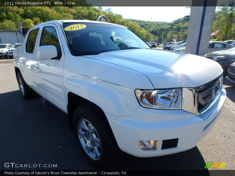 White / Gray 2011 Honda Ridgeline RTS
