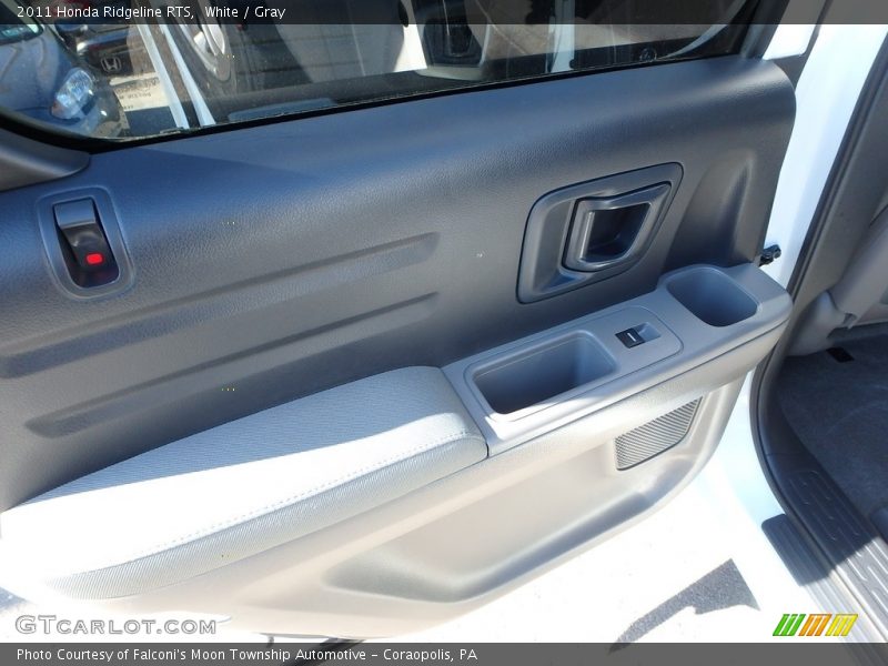 White / Gray 2011 Honda Ridgeline RTS