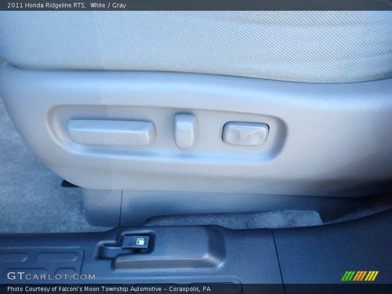 White / Gray 2011 Honda Ridgeline RTS