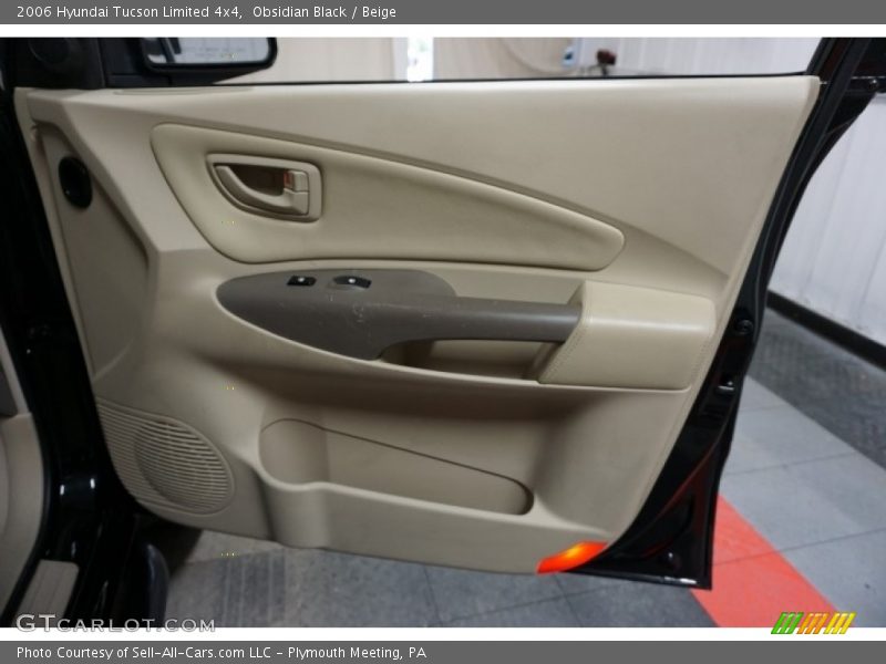 Obsidian Black / Beige 2006 Hyundai Tucson Limited 4x4