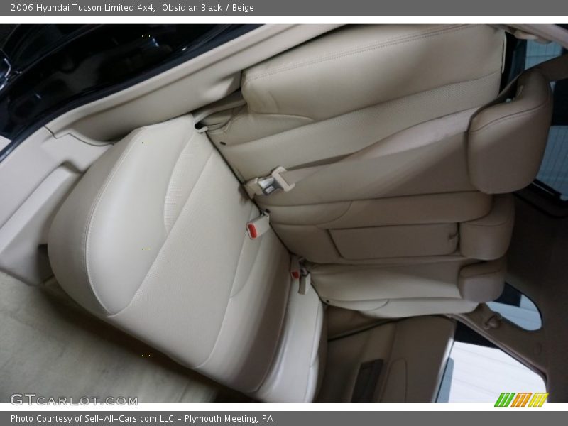 Obsidian Black / Beige 2006 Hyundai Tucson Limited 4x4
