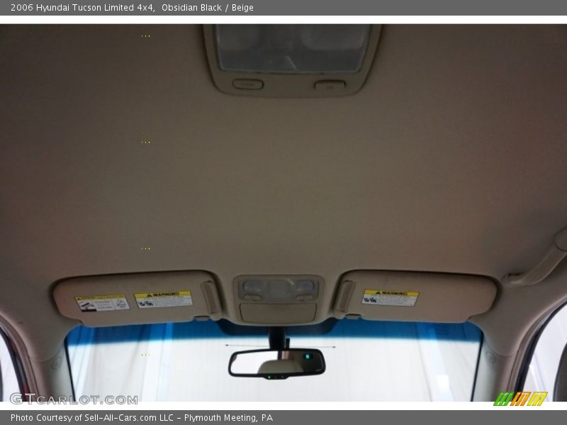 Obsidian Black / Beige 2006 Hyundai Tucson Limited 4x4