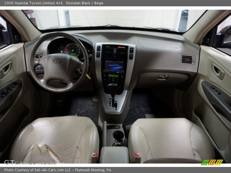 Obsidian Black / Beige 2006 Hyundai Tucson Limited 4x4