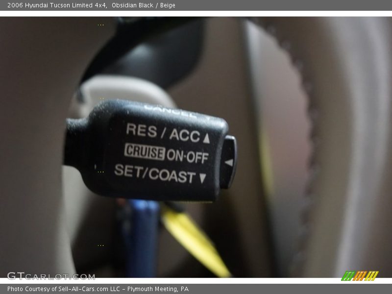 Obsidian Black / Beige 2006 Hyundai Tucson Limited 4x4