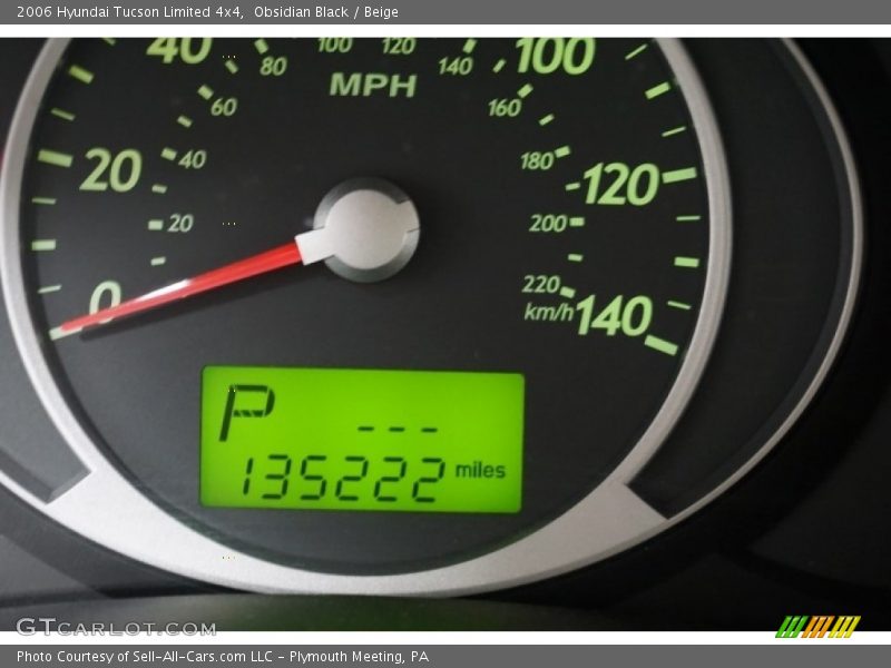 Obsidian Black / Beige 2006 Hyundai Tucson Limited 4x4