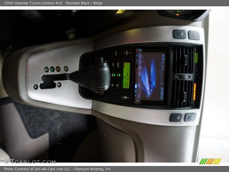 Obsidian Black / Beige 2006 Hyundai Tucson Limited 4x4