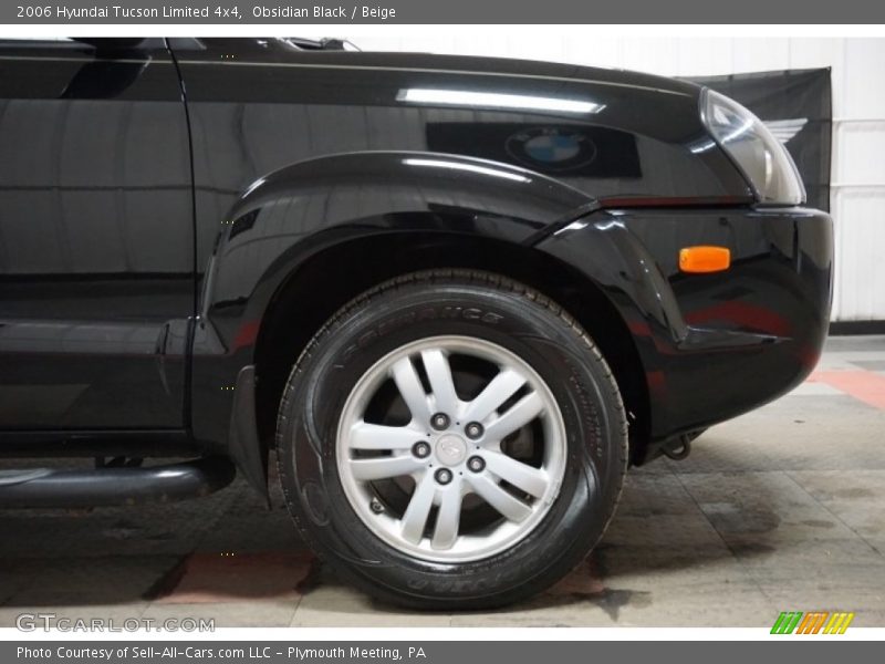 Obsidian Black / Beige 2006 Hyundai Tucson Limited 4x4