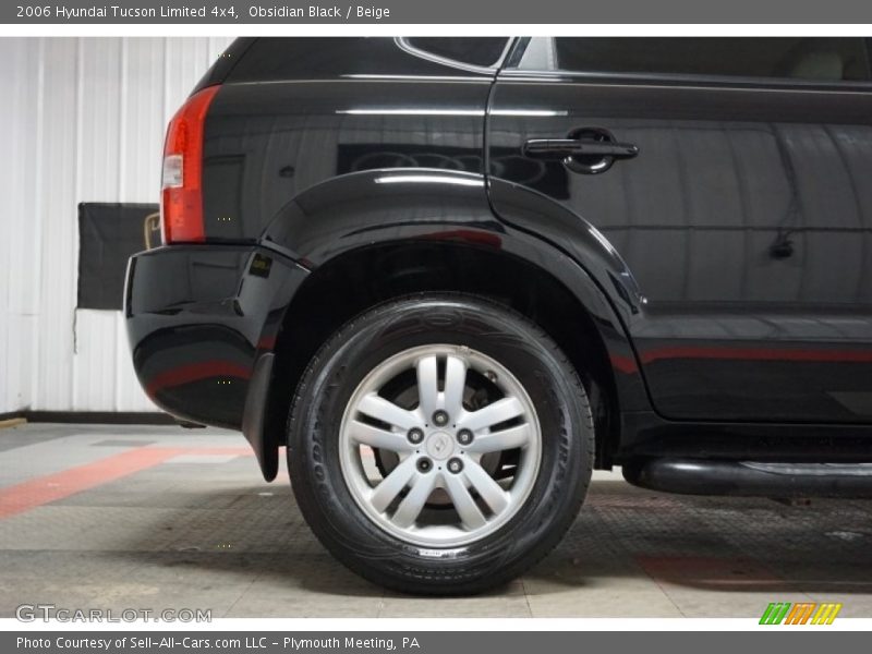 Obsidian Black / Beige 2006 Hyundai Tucson Limited 4x4