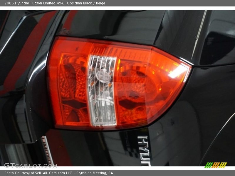 Obsidian Black / Beige 2006 Hyundai Tucson Limited 4x4