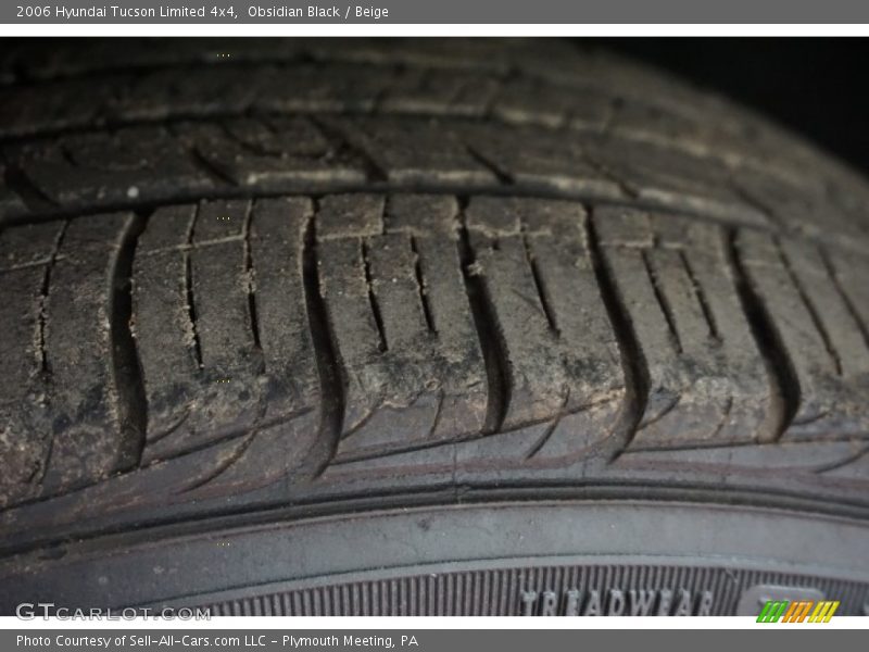 Obsidian Black / Beige 2006 Hyundai Tucson Limited 4x4