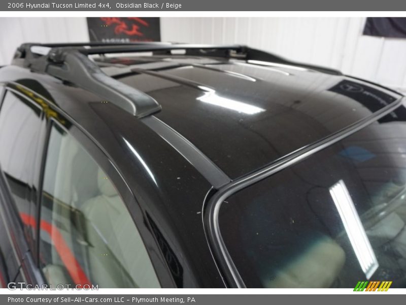 Obsidian Black / Beige 2006 Hyundai Tucson Limited 4x4