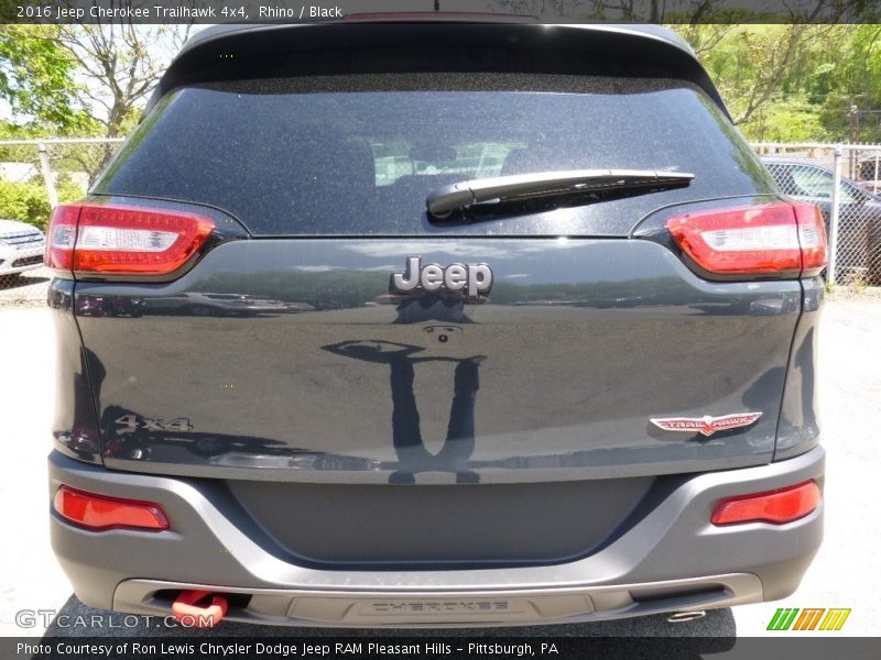 Rhino / Black 2016 Jeep Cherokee Trailhawk 4x4