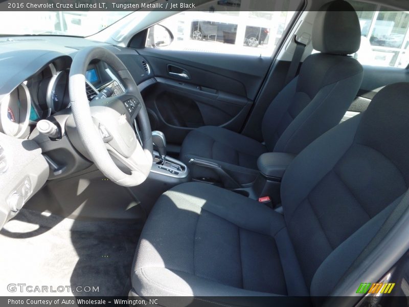 Tungsten Metallic / Jet Black 2016 Chevrolet Cruze Limited LT