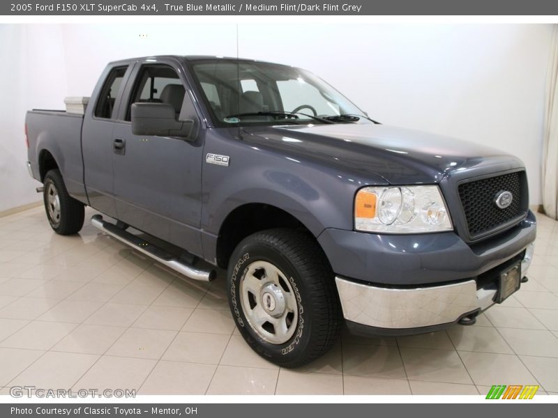 True Blue Metallic / Medium Flint/Dark Flint Grey 2005 Ford F150 XLT SuperCab 4x4