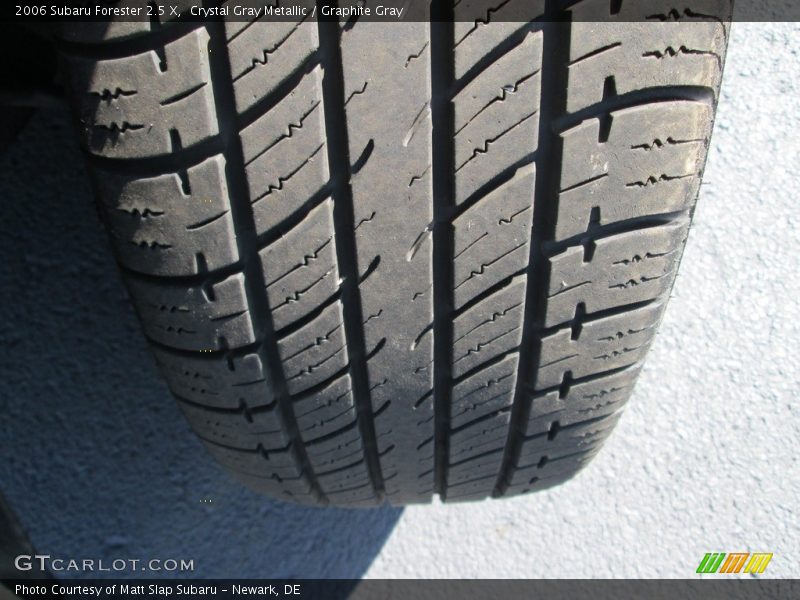 Crystal Gray Metallic / Graphite Gray 2006 Subaru Forester 2.5 X