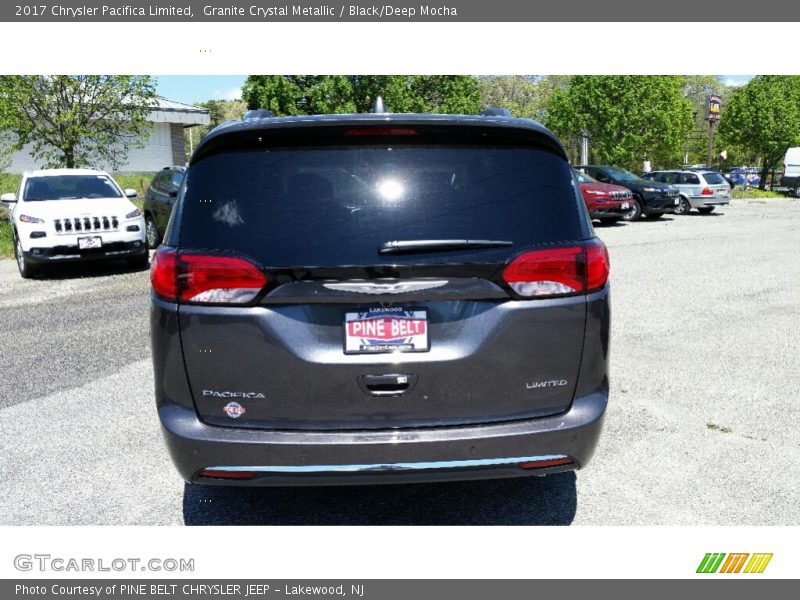 Granite Crystal Metallic / Black/Deep Mocha 2017 Chrysler Pacifica Limited