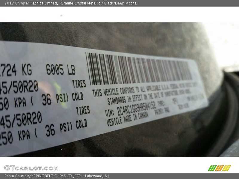 Granite Crystal Metallic / Black/Deep Mocha 2017 Chrysler Pacifica Limited