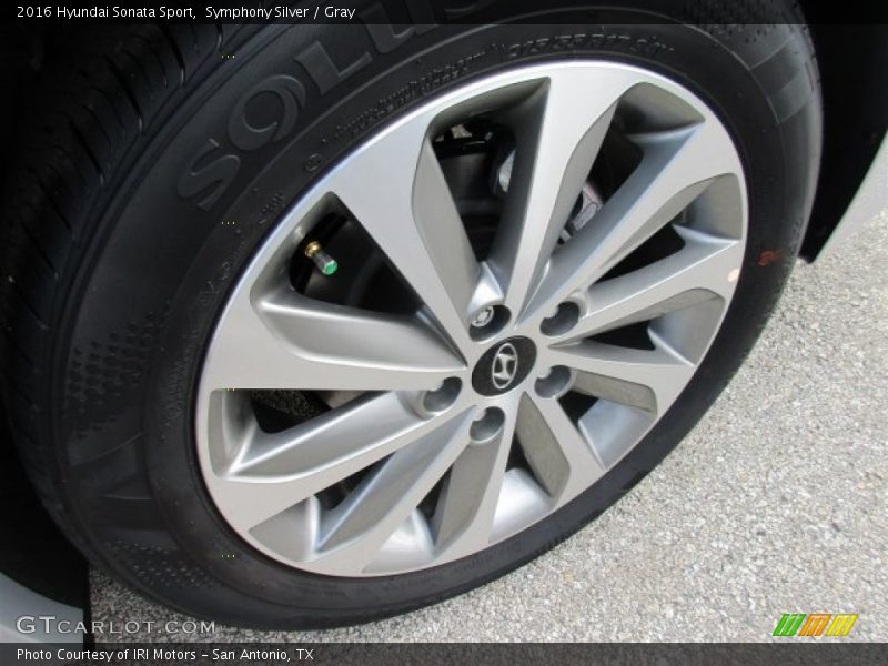 Symphony Silver / Gray 2016 Hyundai Sonata Sport
